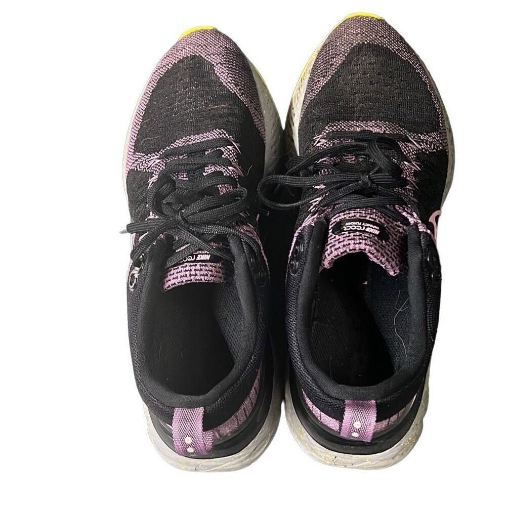 Nike Women's Black and Purple React Infinity Flyknit 2 Lace Up Running Shoes Siz